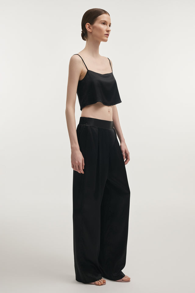 NAIA CROP TOP BLACK
