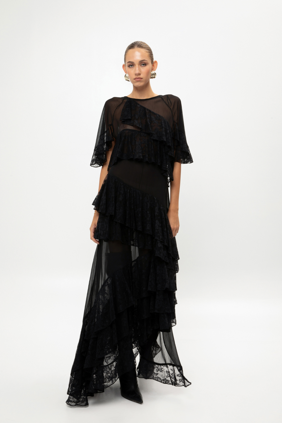 BLACK RUFFLED MAXI DRESS