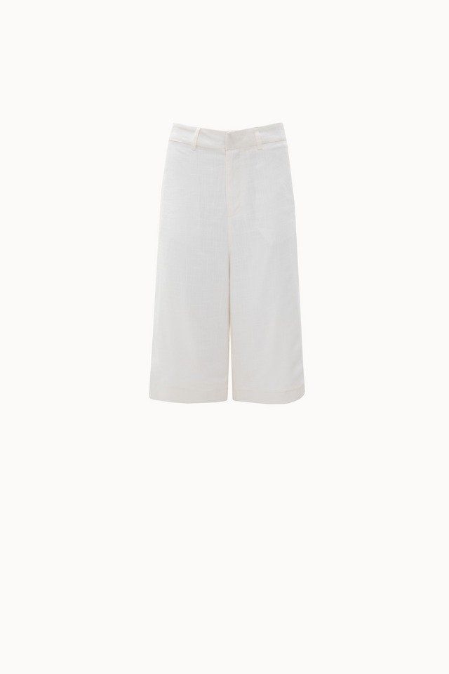 WHITE SHORTS