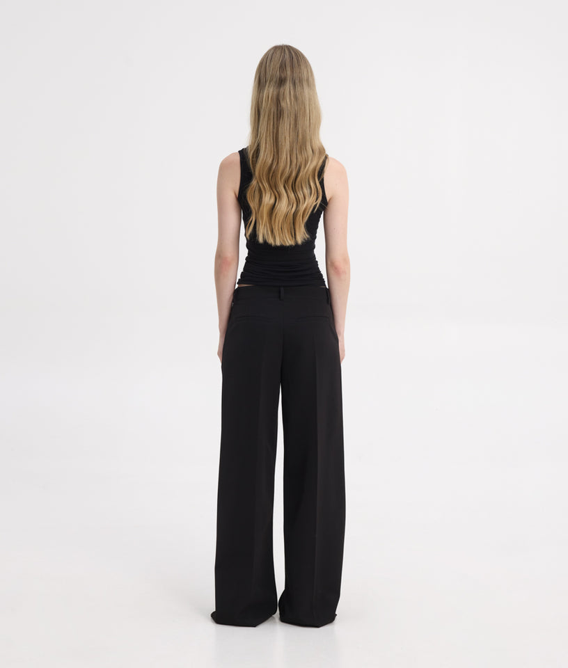 TYRA LOW WAISTED PANTS BLACK