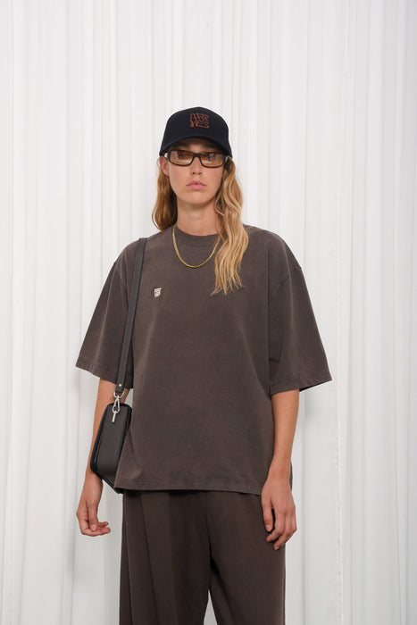 UNIQUE T-SHIRT BROWN - PRE-ORDER ITEM