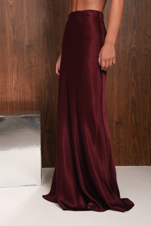 VANITY SKIRT |BORDEAUX