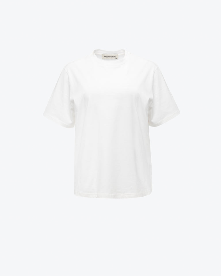 WHITE T-SHIRT WITH BLUE BANDANA