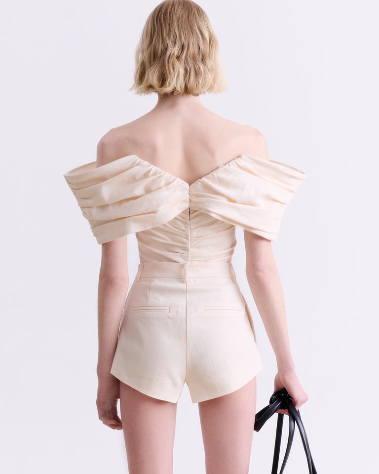CREAM TAILORED SHORTS