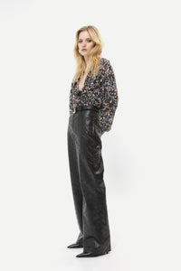 VK BLACK FAUX LEATHER PANTS