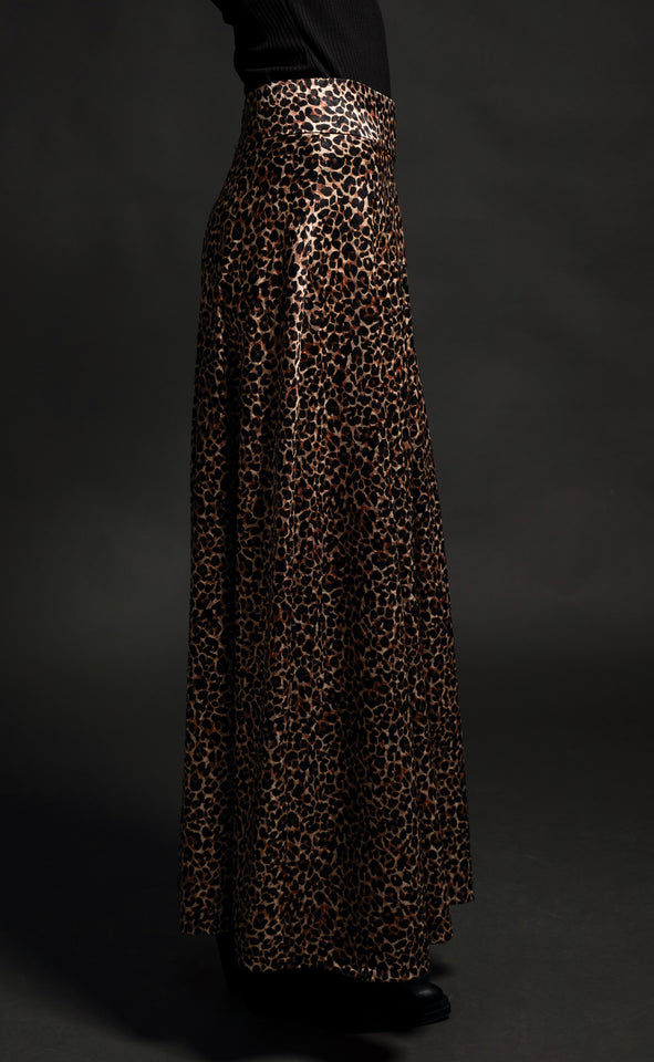 ANIMISM LONG SKIRT - Silky