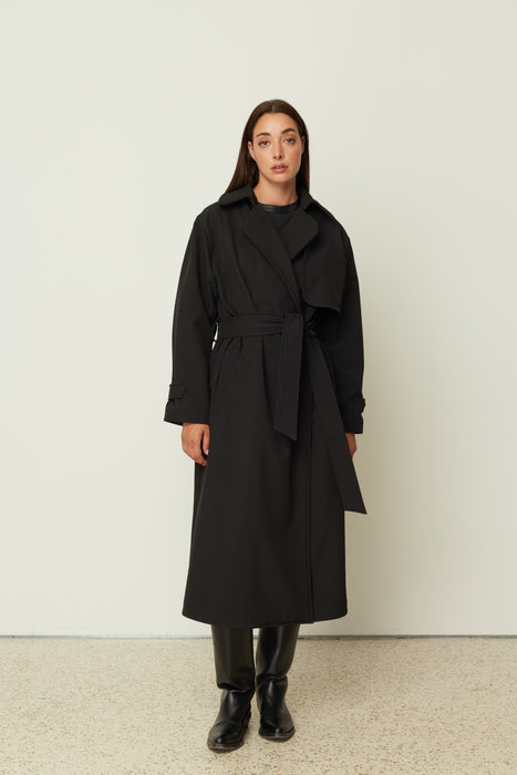 BLACK TRENCH COAT