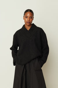 V NECK KNIT TOP BLACK ONE SIZE
