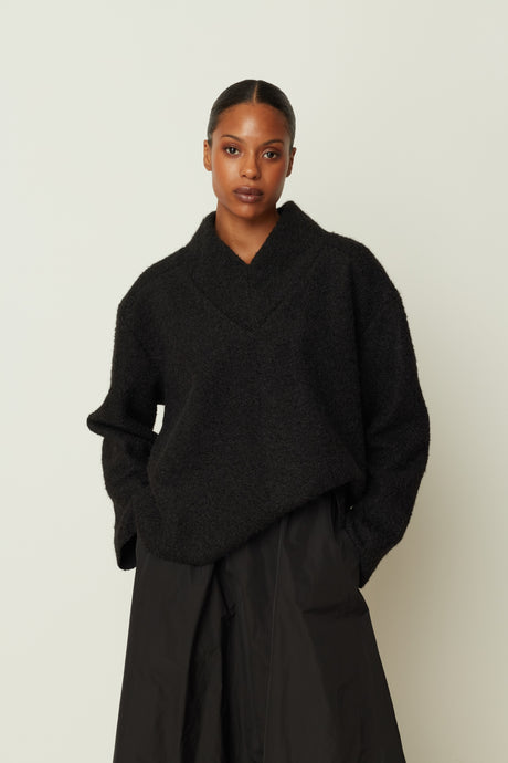 V NECK KNIT TOP BLACK ONE SIZE