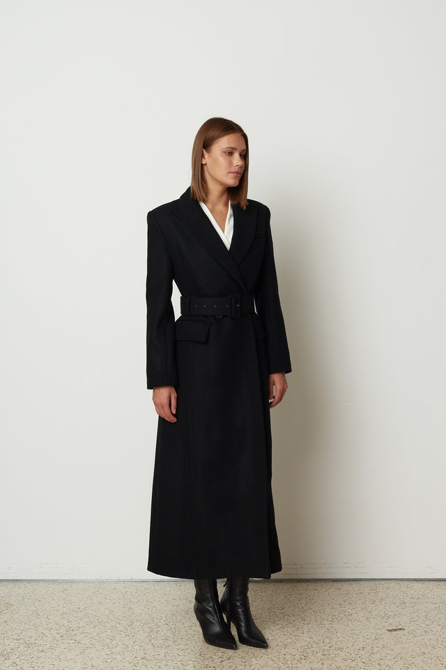 BELTED COAT BLACK