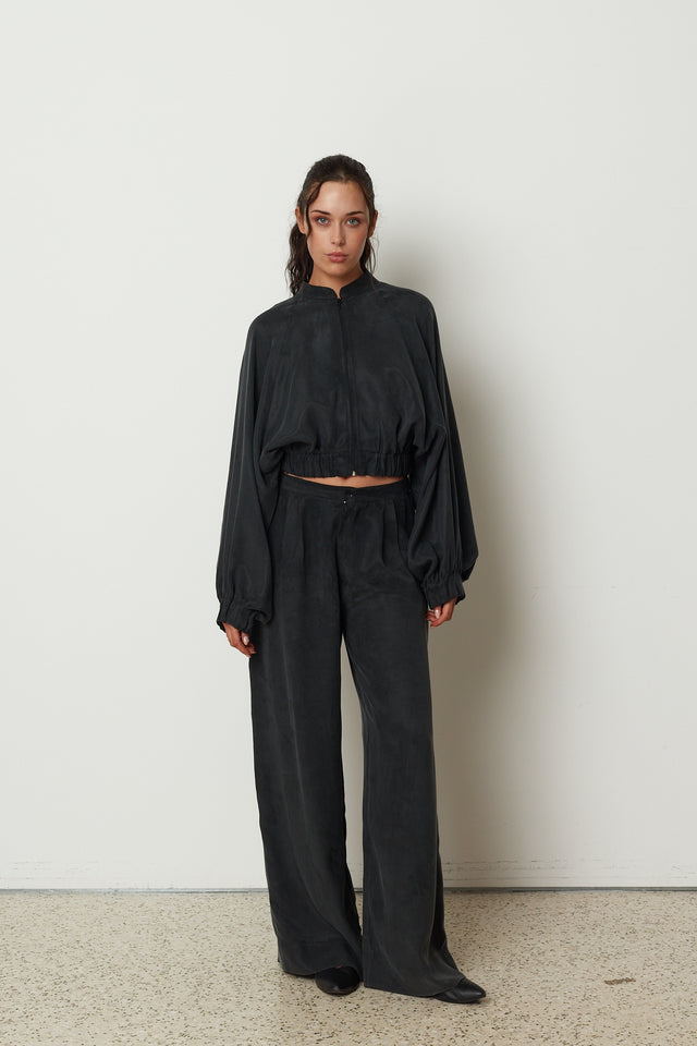ICON BOMBER JACKET BLACK