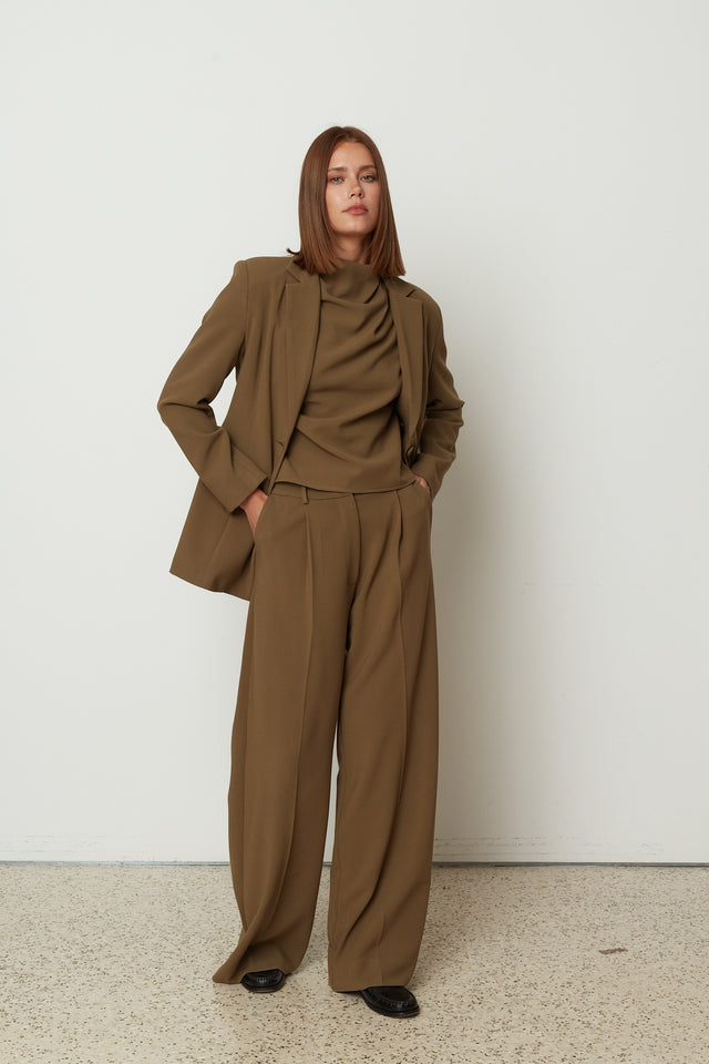 SIGNATURE PANTS OLIVE