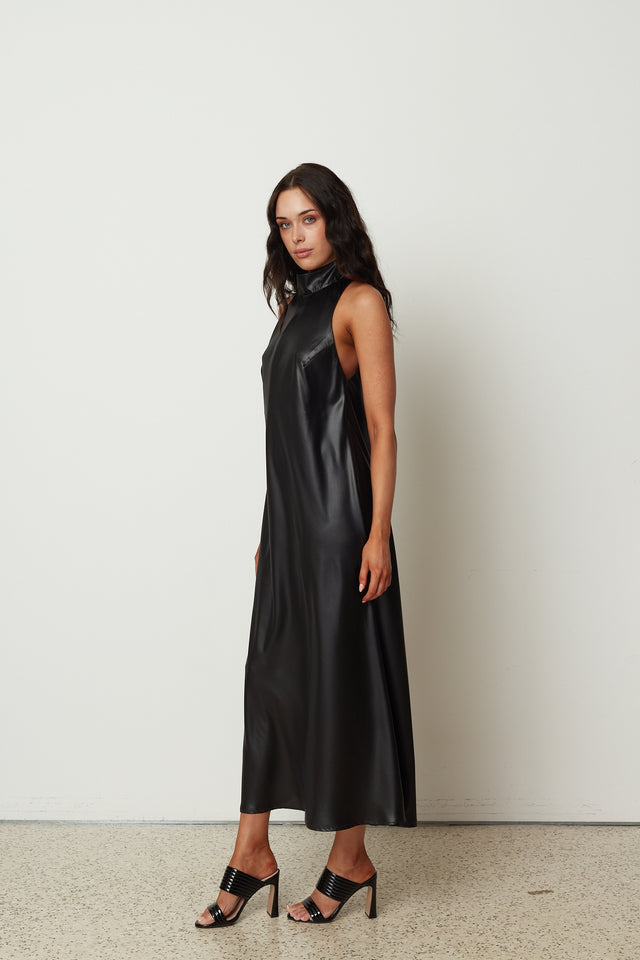 SLEEVELESS DRESS BLACK