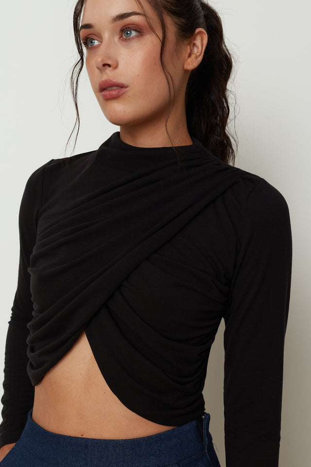 CROSSOVER DRAPED TOP BLACK