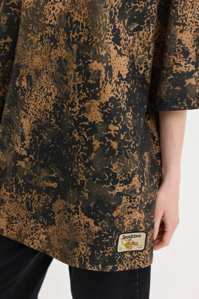 CHEETAH T-SHIRT BORN FROM DREAMS