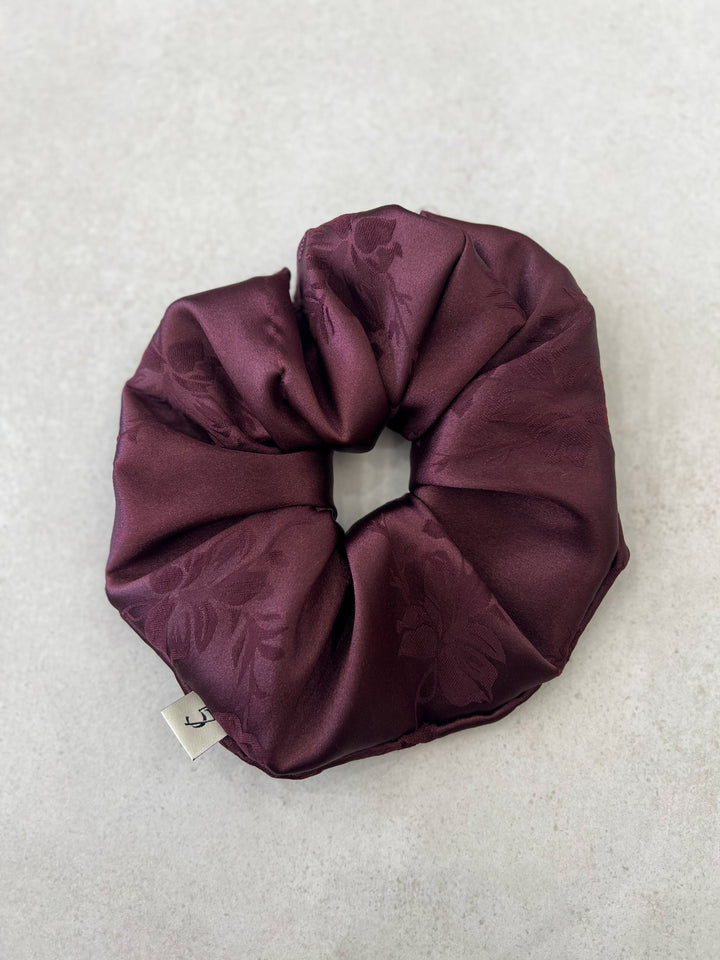 CALI SCRUNCHIE PLUM