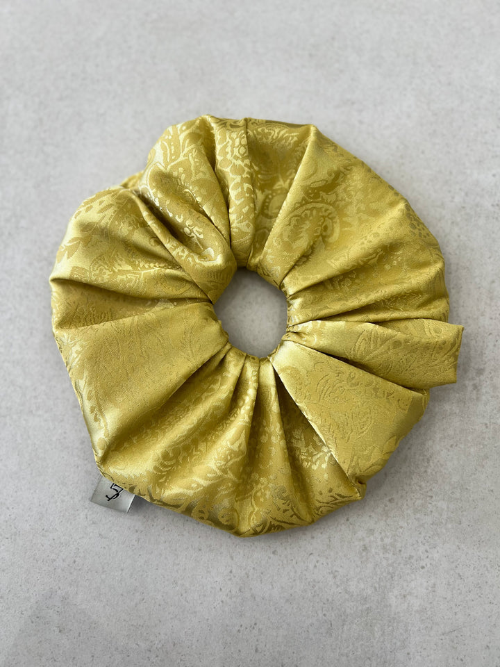 CALI SCRUNCHIE YELLOW