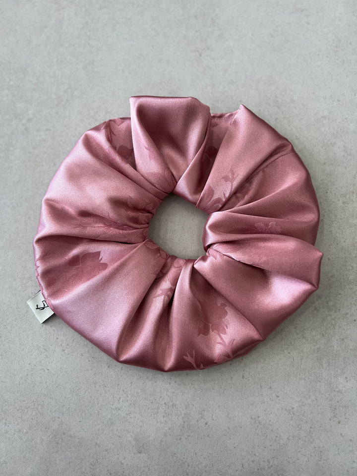 CALI SCRUNCHIE PINK