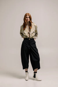 CHOGAN CROPPED PANTS BLACK