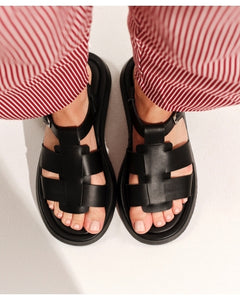 LAKOS | BLACK