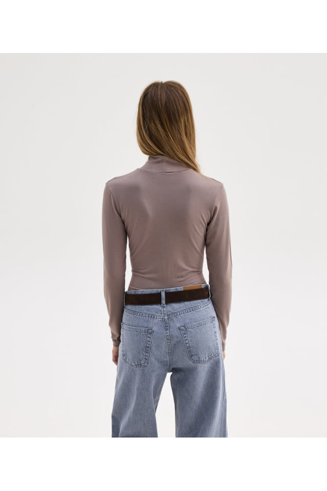LAURA TURTLENECK TOP GREY