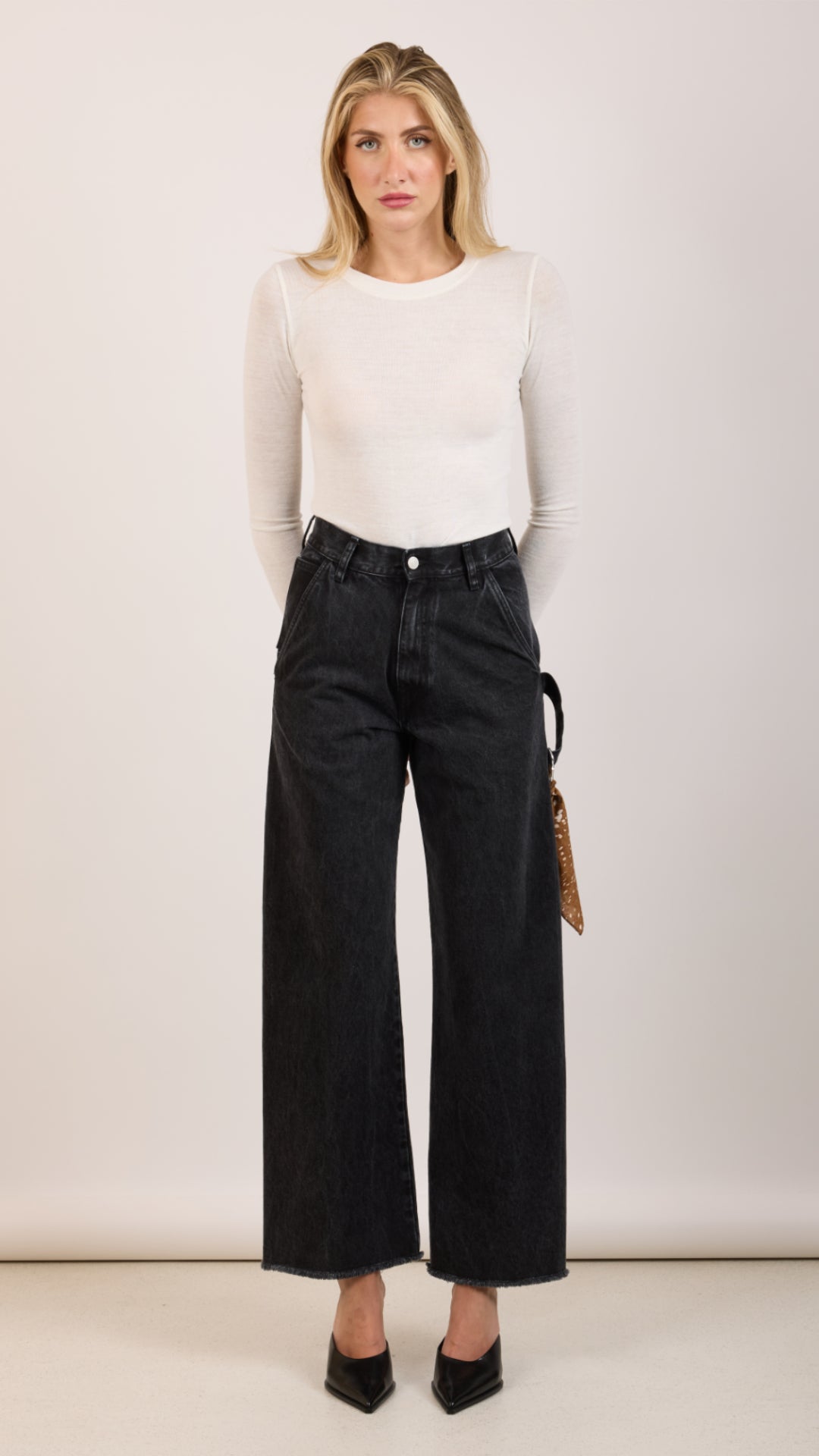 MEGAN VINTAGE BLACK