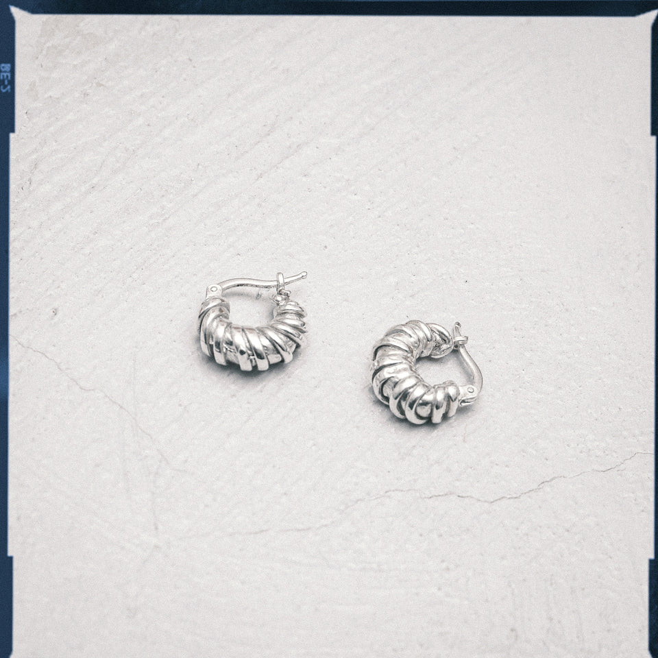 NA176 SPIRAL EARRINGS