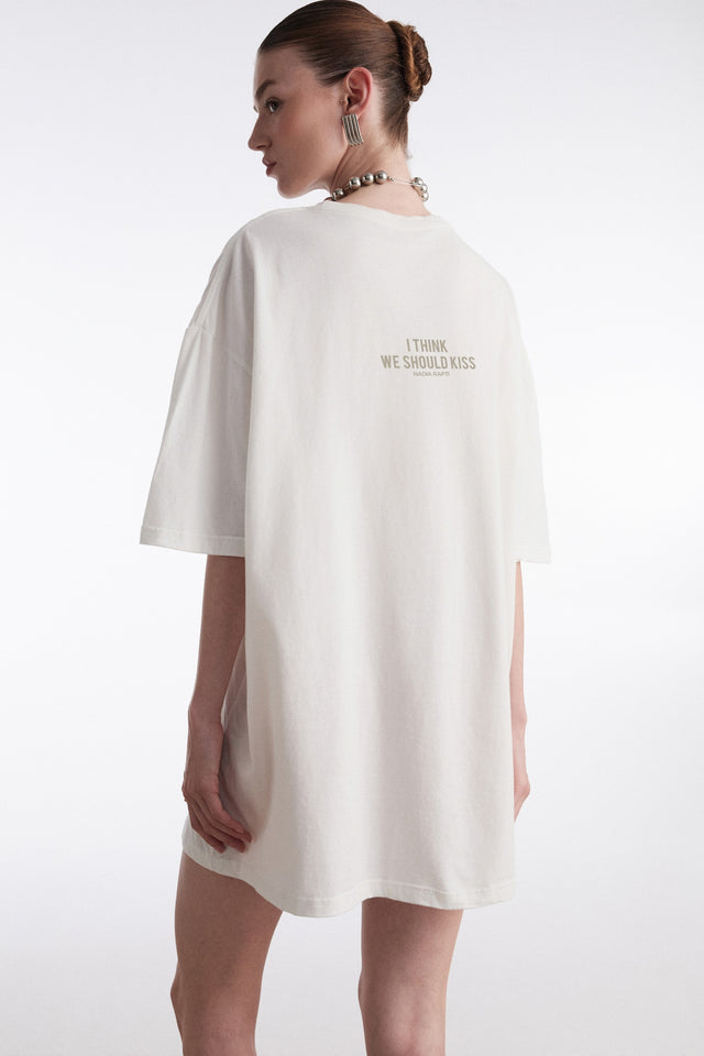 WE SHOULD KISS T-SHIRT OFF WHITE