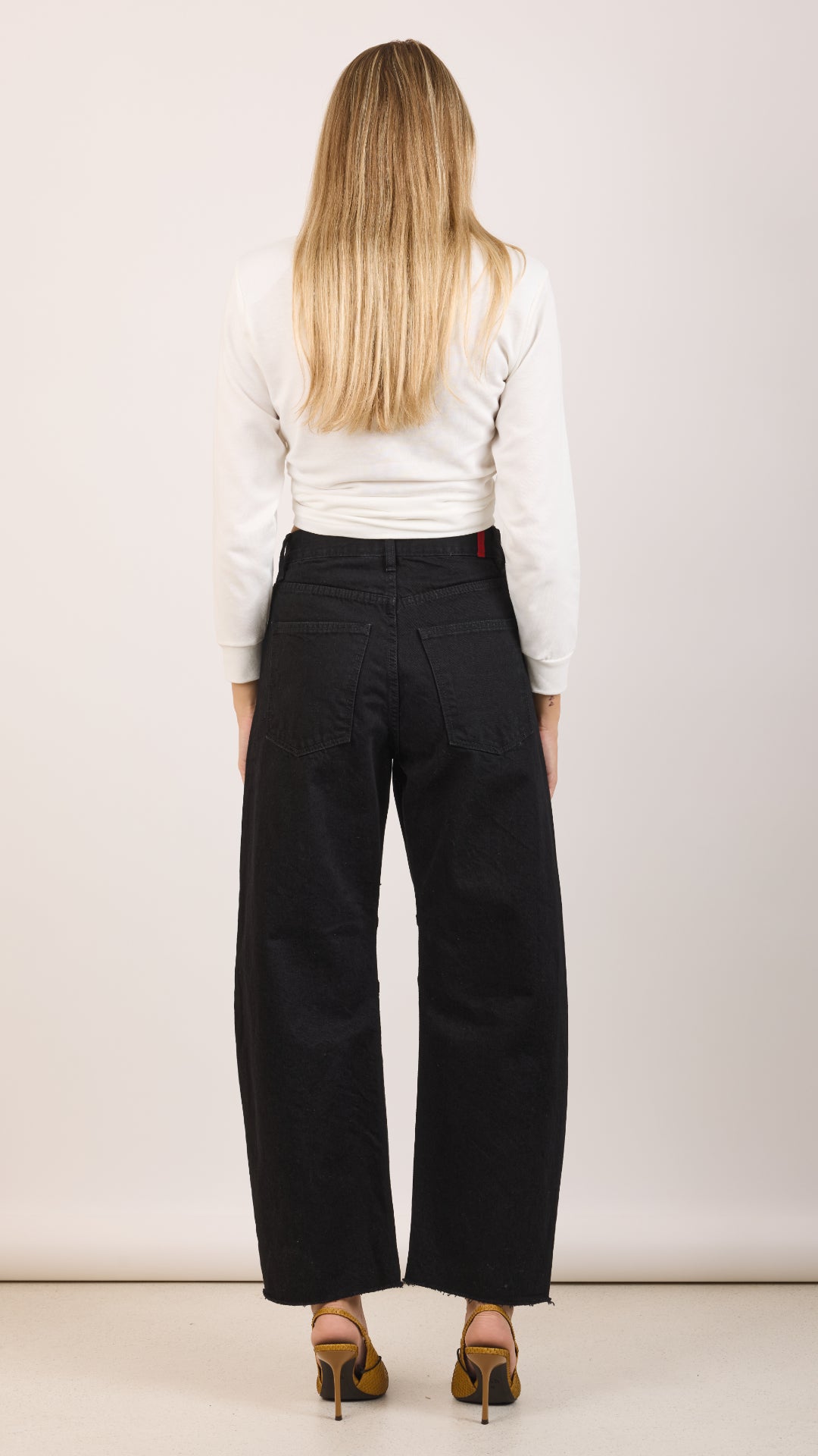 STACY BLACK S/W