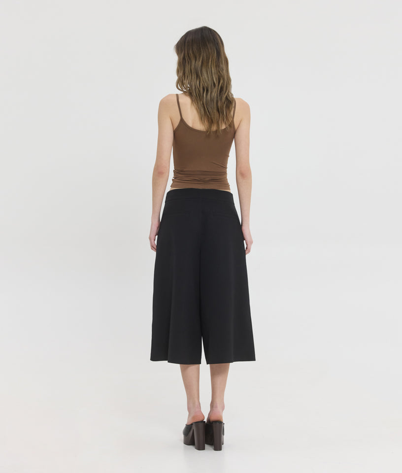 PHOIBE BERMUDA BLACK