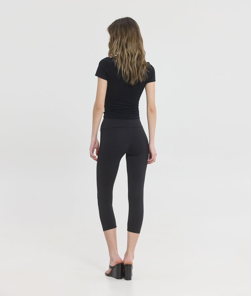 TIMELESS CAPRI