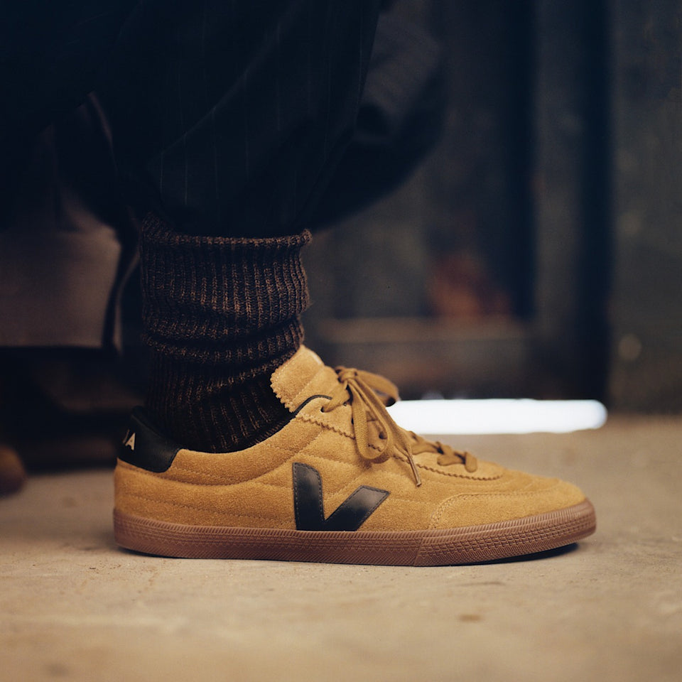 PANENKA SUEDE TENT BLACK BARK