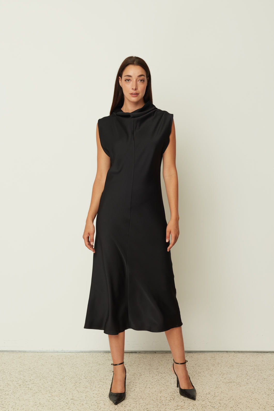 HIGH NECK DRESS BLACK