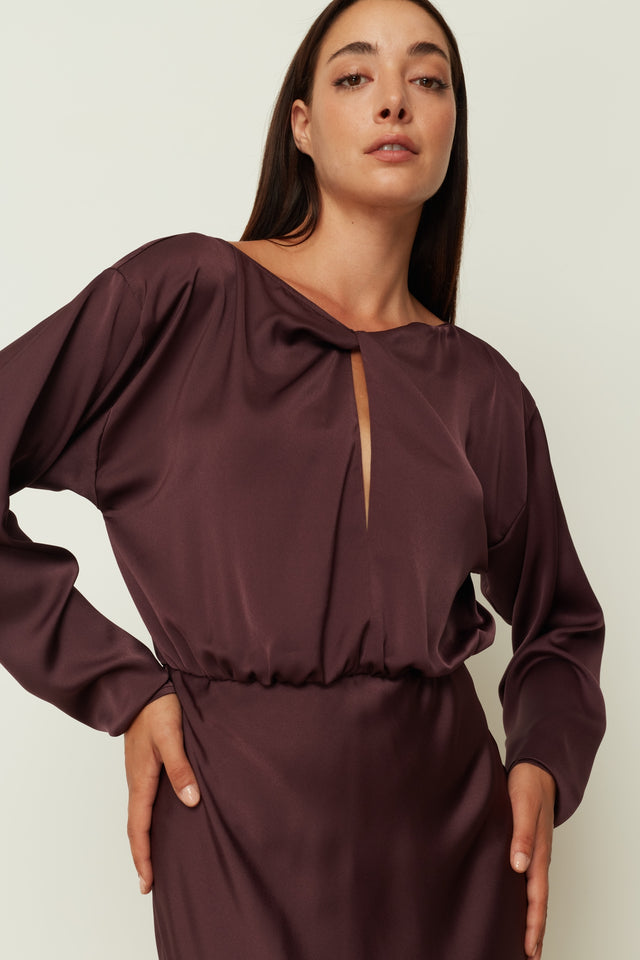 PLUM SATIN LONG FLARED DRESS