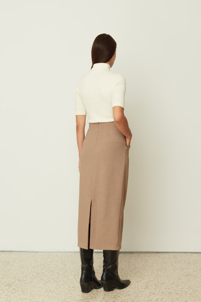 BEIGE PENCIL SKIRT