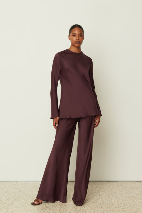 PLUM SATIN FLARED PANTS