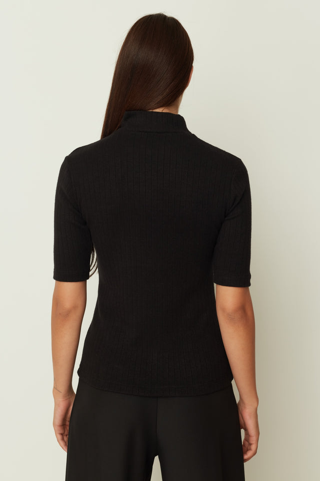 RIB KNIT TOP BLACK ONE SIZE