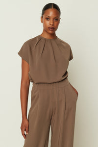 BROWN PLEATED TOP