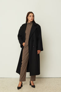 BLACK WOOL COAT