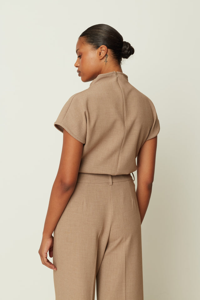 SIGNATURE TOP BEIGE