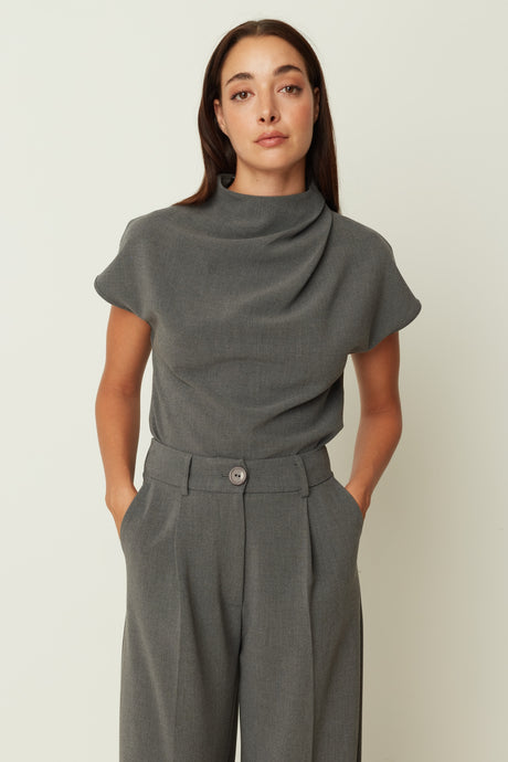 GREY SIGNATURE TOP