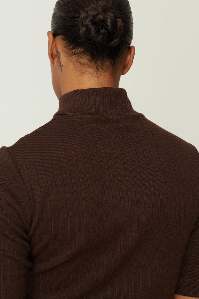 RIB KNIT TOP BROWN ONE SIZE