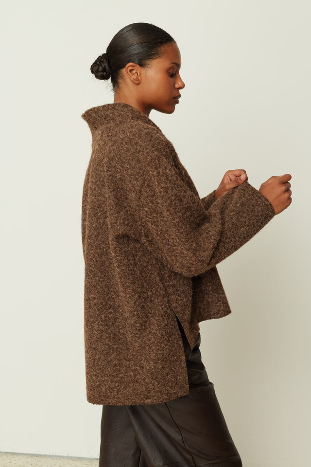 V NECK KNIT TOP BROWN ONE SIZE