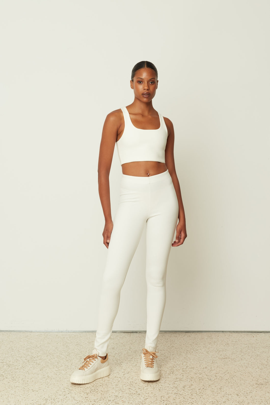 WHITE SCUBA FITTED PANTS
