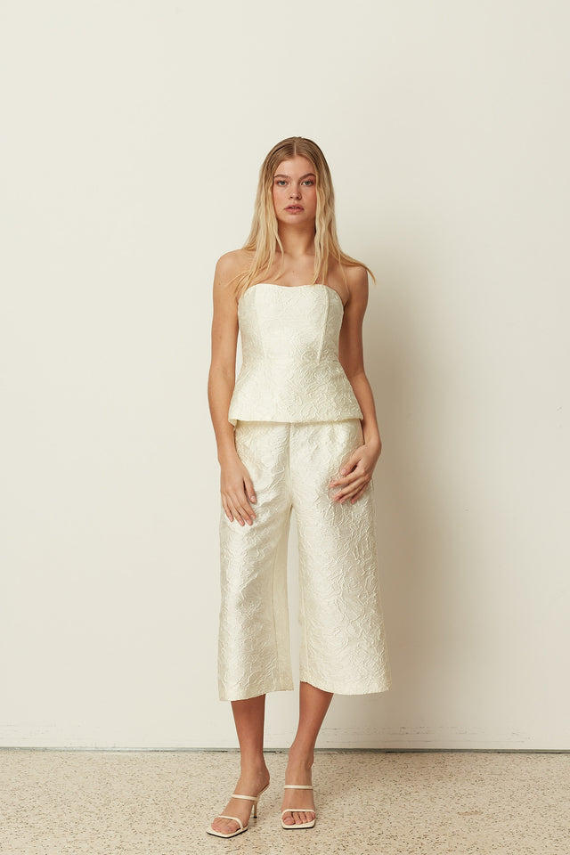 WHITE TEXTURED ZIP CULOTTES
