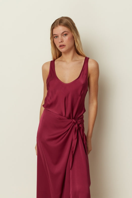 CHERRY COTTON SATIN TOP