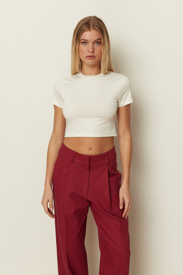 WHITE FITTED T-SHIRT