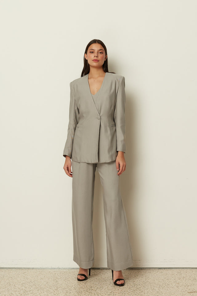 GREY STATEMENT BLAZER