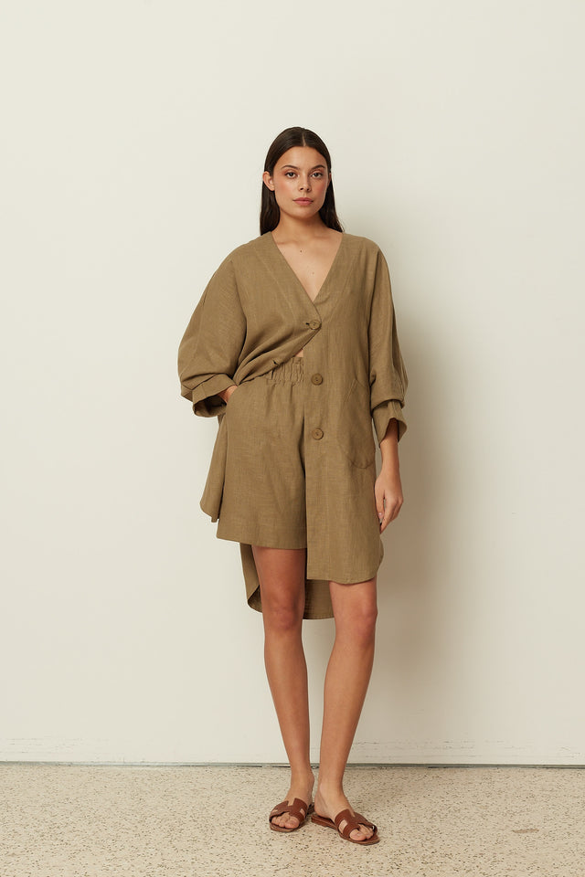 OLIVE ELASTIC WAIST SHORTS