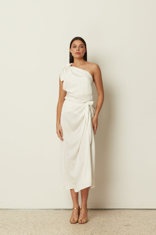 WHITE SATIN SARONG